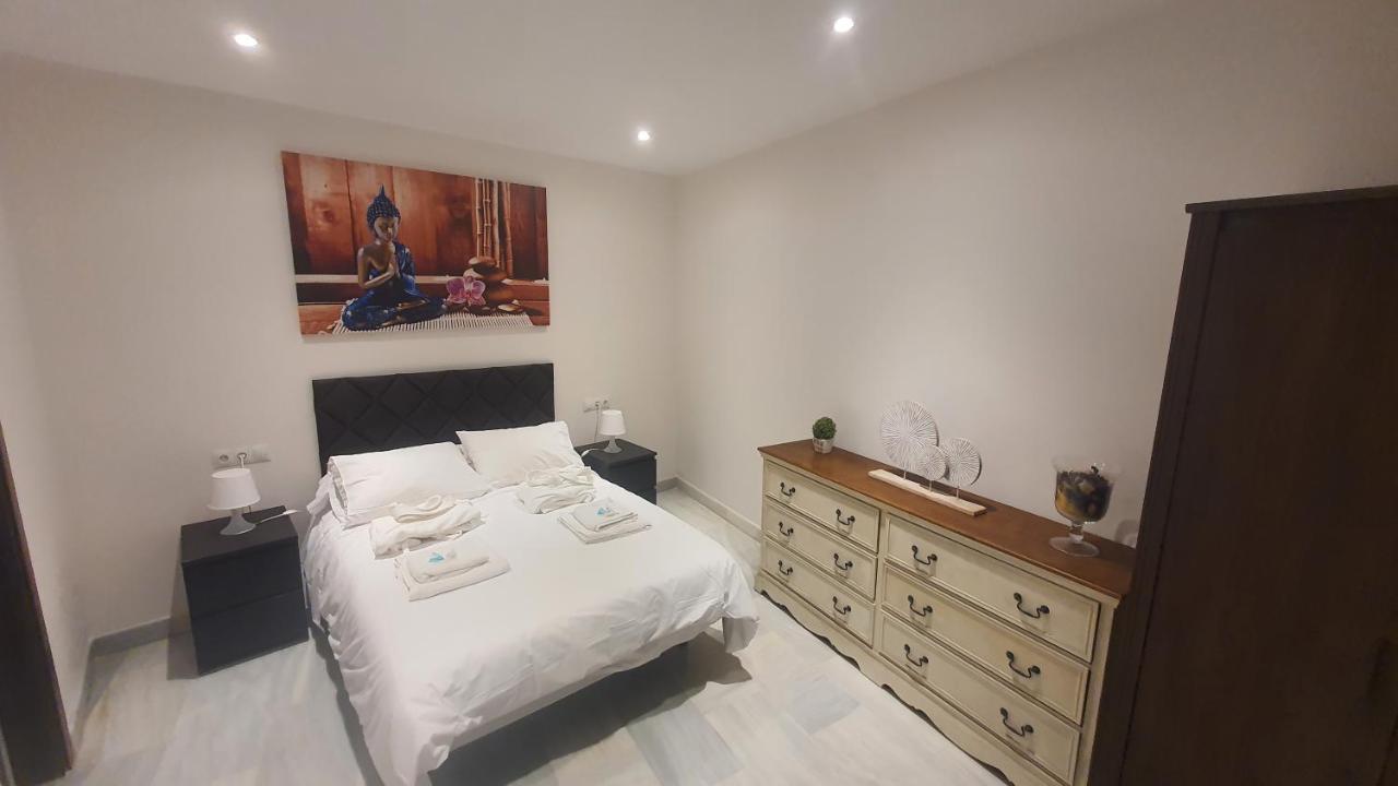 Lyrioshomes Apartamentos Los Treboles Malaga Bagian luar foto